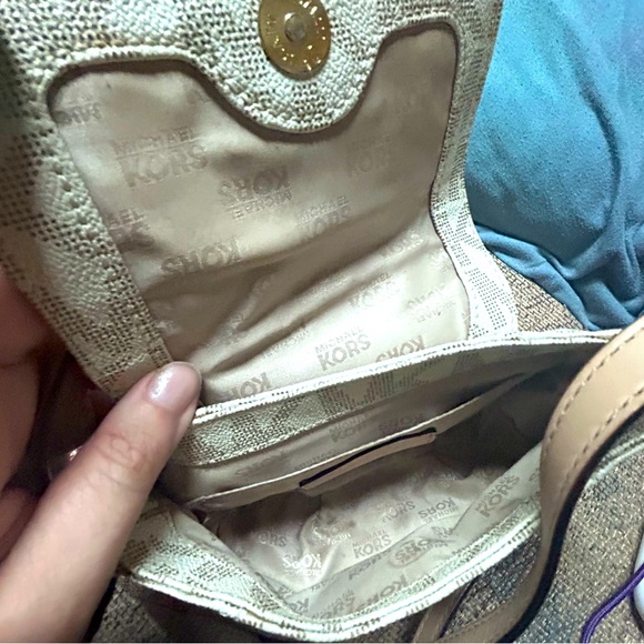 Michael Kors Small Crossbody Purse - Picture 4 of 7
